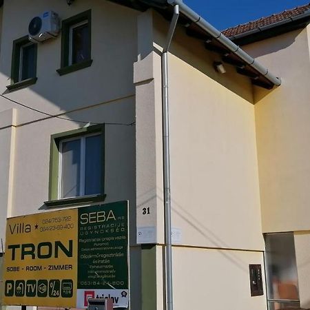 Hotel Sobe Tron Palić Zewnętrze zdjęcie